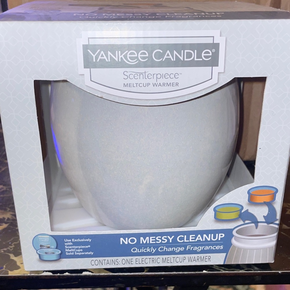Yankee Candle Scenterpiece with (2) Magical Bright Lights meltcups (NIB) - Picture 4 of 4